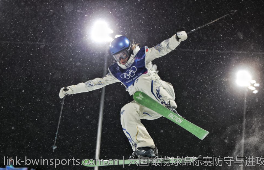六国橄榄球锦标赛防守与进攻策略